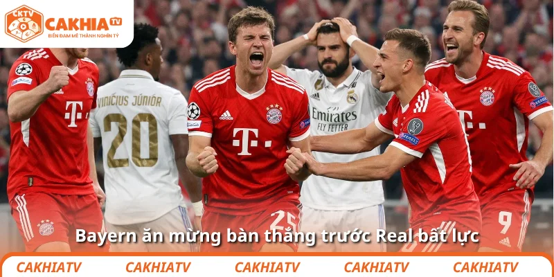 Đêm Guler tỏa sáng, Real Madrid tự viết hồi kết 2 Bayern ăn mừng bàn thắng trước Real bất lực